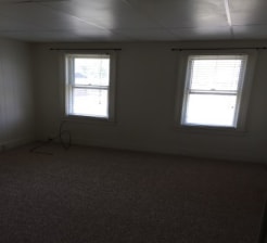 715 W 2nd St, Unit Upstairs - B