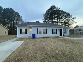 113 W Langdon Ave in Smithfield, NC - Building Photo