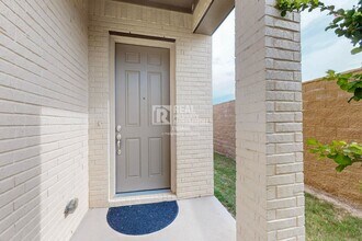 1077 Maverick Dr in Allen, TX - Building Photo - Building Photo