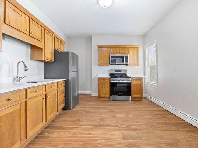 782 Morton St, Unit 2