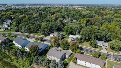 231-231 Broadway Dr in Sun Prairie, WI - Building Photo - Building Photo