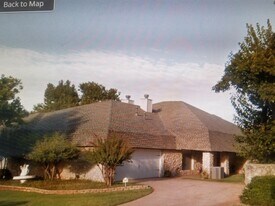 12324 Green Valley Dr