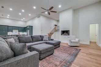9123 Chapel Valley Rd in Dallas, TX - Building Photo - Building Photo