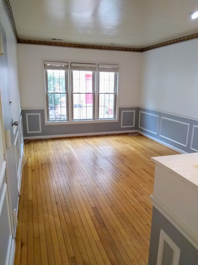 1672 Euclid St NW, Unit A in Washington, DC - Building Photo - Building Photo