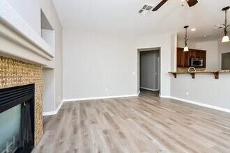 3232 Paragon Pointe St in Las Vegas, NV - Foto de edificio - Building Photo