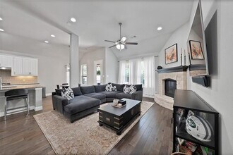 709 Field Crossing in Aubrey, TX - Building Photo - Building Photo