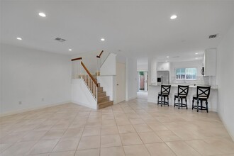 321 Oregon St in Hollywood, FL - Building Photo - Building Photo