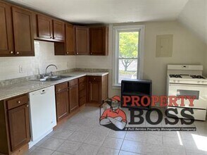 226 1/2 May Ave in Michigan City, IN - Building Photo - Building Photo