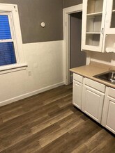 6726 Kazimier Ave in Cleveland, OH - Foto de edificio - Building Photo