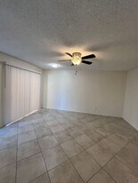 1201 S McClintock Dr in Tempe, AZ - Building Photo