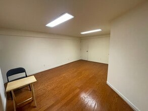 2811 N Calvert St in Baltimore, MD - Building Photo - Building Photo