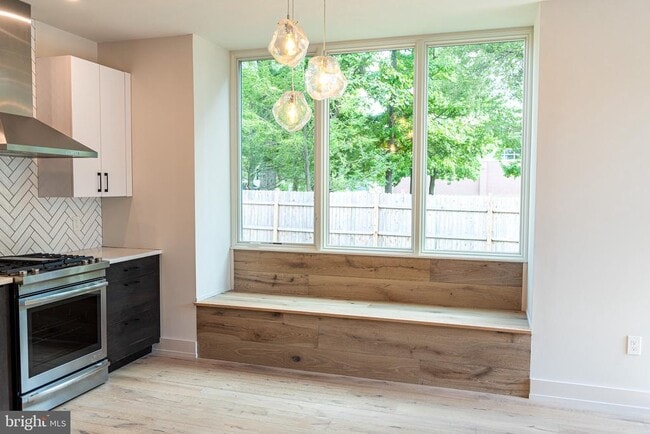 37 Oakland St in Princeton, NJ - Building Photo - Building Photo