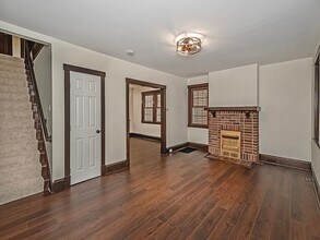 5519 Howe St in Pittsburgh, PA - Building Photo - Building Photo