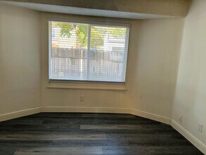 3967 8th Ave in Sacramento, CA - Building Photo - Building Photo