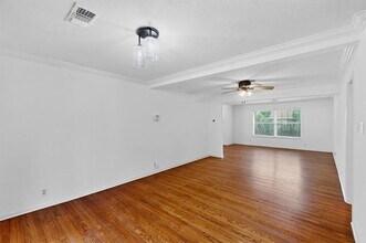 2927 Selma Ln in Farmers Branch, TX - Building Photo - Building Photo