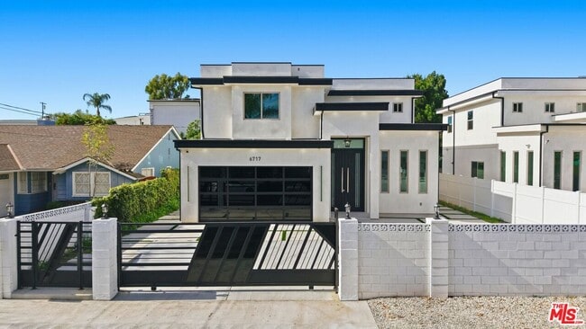 6717 Sunnyslope Ave in Los Angeles, CA - Building Photo - Building Photo