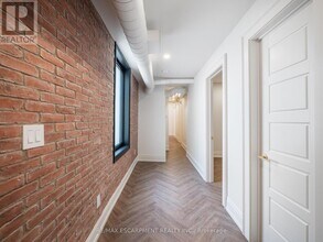 46-46 O'Hara Ave in Toronto, ON - Building Photo - Building Photo