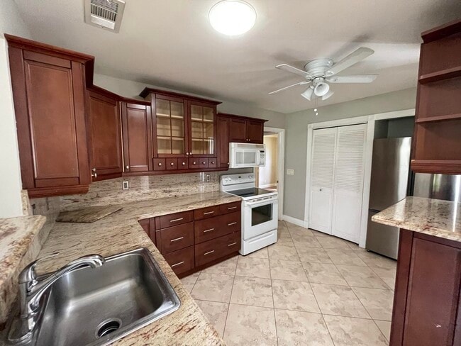 9319 Southampton Pl in Boca Raton, FL - Building Photo - Building Photo
