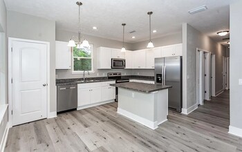 7164 SE 81st Pl in Trenton, FL - Building Photo - Building Photo