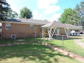 4801 S 28th St in Fort Smith, AR - Building Photo - Building Photo