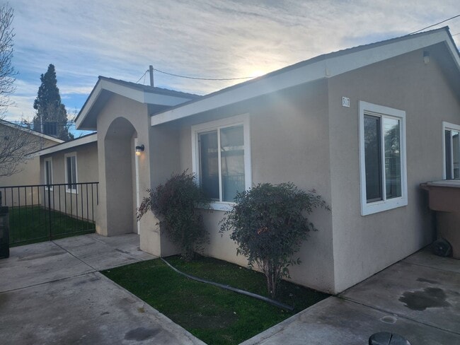 property at 315 Warren Ave