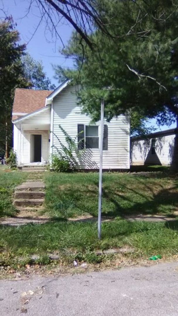 property at 101 N G St