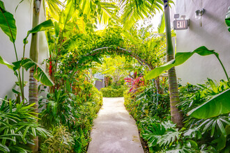 Anam Cara Lofts in Miami Beach, FL - Foto de edificio - Building Photo