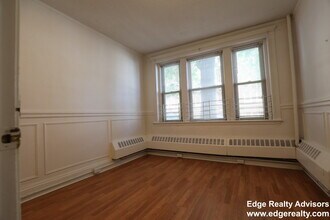 130 Brainerd Rd, Unit 2 in Boston, MA - Foto de edificio - Building Photo