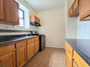 741 Clinton Ave in Newark, NJ - Building Photo - Building Photo
