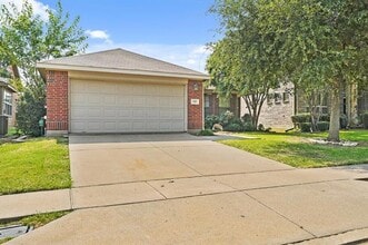 300 Bluefinch Dr in Little Elm, TX - Building Photo - Building Photo