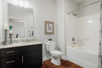 19400 W Bellfort in Richmond, TX - Building Photo - Building Photo