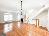 8860 Mansion View Ct in Vienna, VA - Building Photo - Building Photo