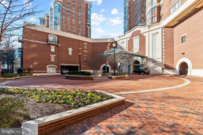 2121 Jamieson Ave, Unit 1406 in Alexandria, VA - Foto de edificio - Building Photo