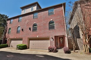 1311 Bingham St in Houston, TX - Building Photo