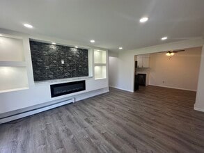 171 63rd St in Westmont, IL - Building Photo - Building Photo