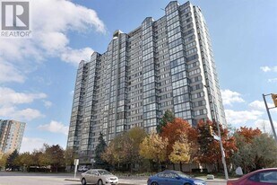 350 Webb Dr in Mississauga, ON - Building Photo