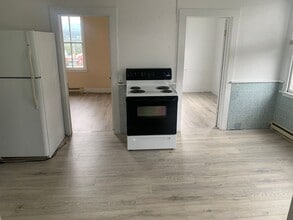 511 E Elm St in Scranton, PA - Building Photo - Building Photo