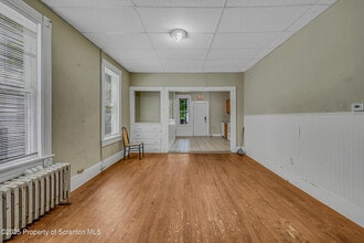 417 Taylor Ave in Scranton, PA - Building Photo - Building Photo