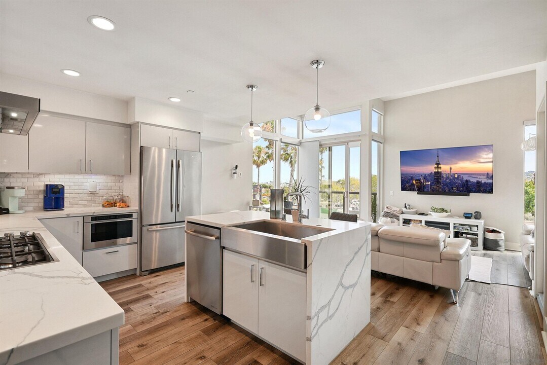 3030 Jarvis St in San Diego, CA - Building Photo
