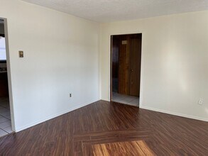 621 Nelson Ct in Lebanon, MO - Building Photo - Building Photo