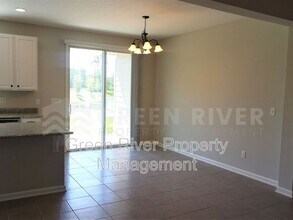 503 Richmond Dr in Saint Johns, FL - Foto de edificio - Building Photo