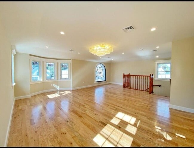 property at 114-85 177th Pl