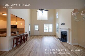 9407 Voyagers Way in Wilmington, NC - Foto de edificio - Building Photo