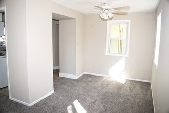 2512 Morton Ave in Des Moines, IA - Building Photo - Building Photo