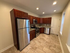 1249 W College Ave in Philadelphia, PA - Building Photo - Building Photo