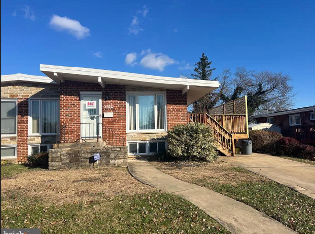 property at 2450 Forest Green Rd