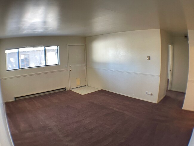 property at 924 N Leroux St