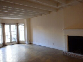 433 Barnard St in Savannah, GA - Building Photo - Building Photo