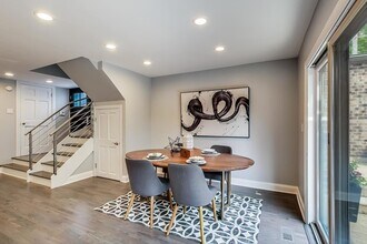 1657 W Wrightwood Ave, Unit Townhome in Chicago, IL - Building Photo - Building Photo