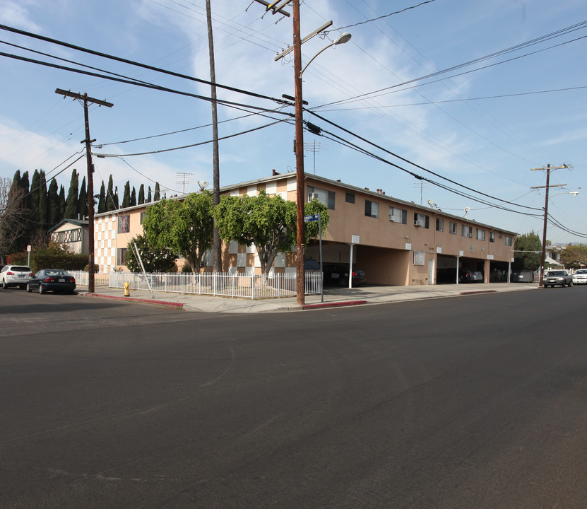 5301 Lexington Ave in Los Angeles, CA - Building Photo